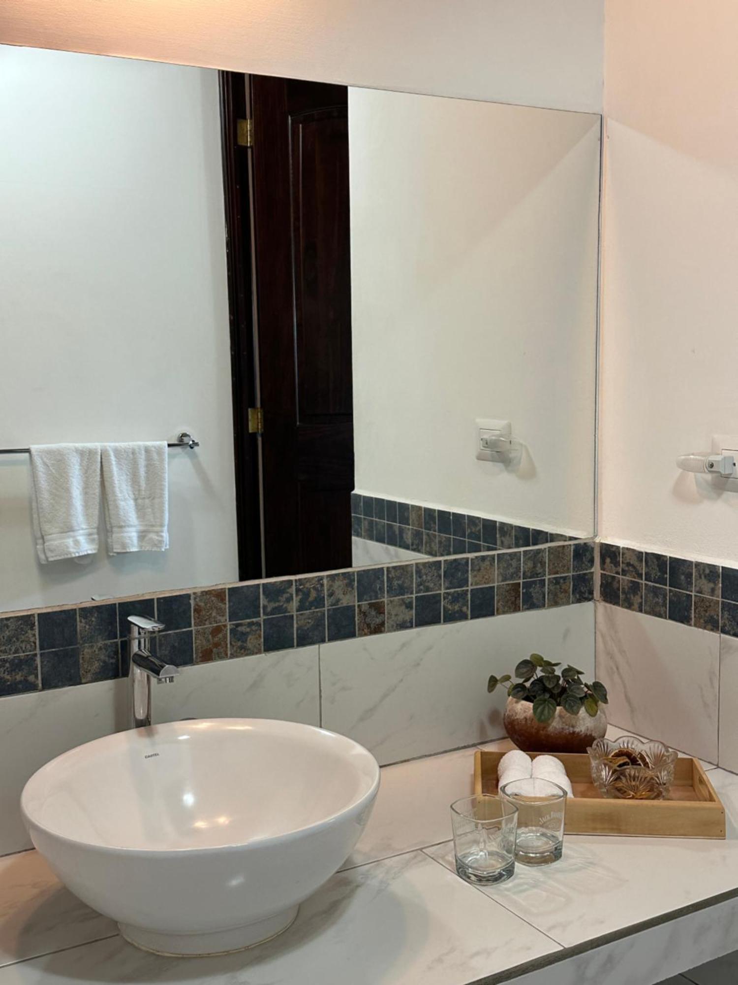 Casa Elena Panzió Antigua Kültér fotó